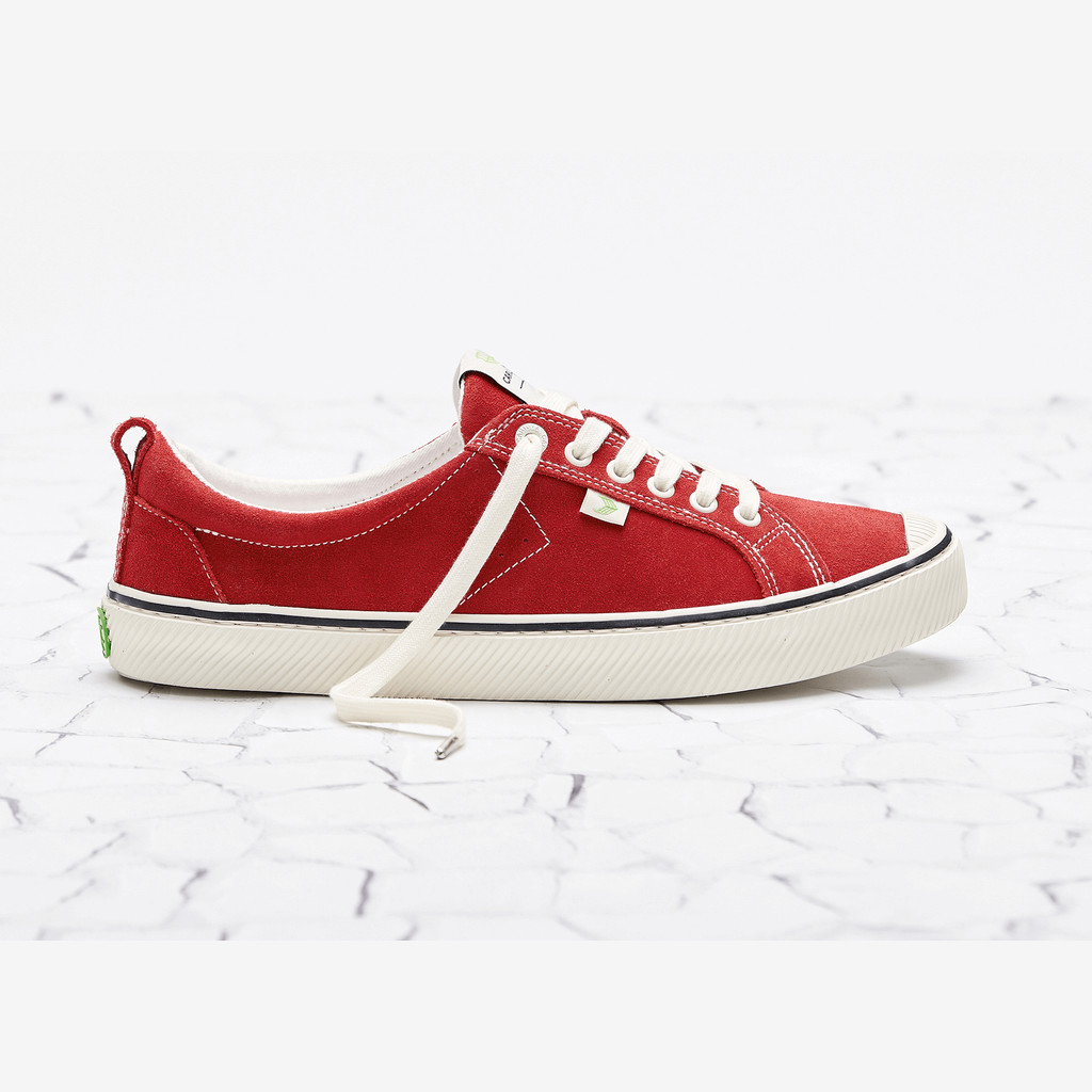 OCA LOW Cariuma Low Top Suede Damskie Paski Czerwone | 028OVDJIN